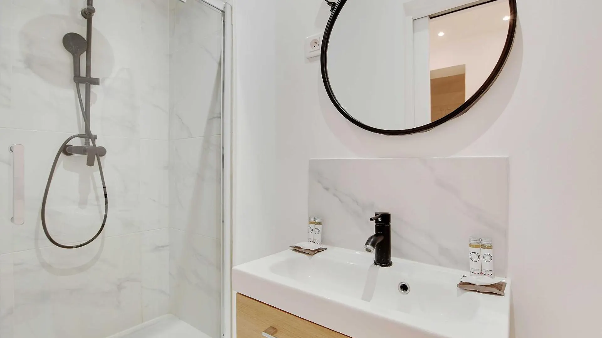 Welcoming Apartment - 2Br-4P - Arc De Triomphe Paris